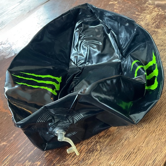 BEACH BALL BY ‘’MONSTER BRAND ‘’ 14 in . - Picture 2 of 6